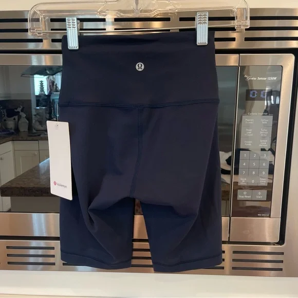 NWT Lululemon Wunder Train High Rise Short 8" true navy blue - Picture 16 of 16